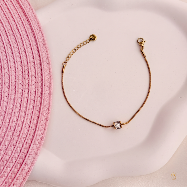 Single Stone Bracelet